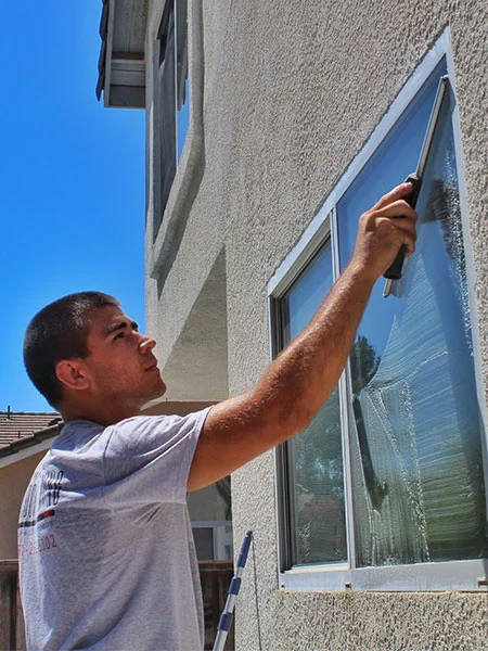 Apple Valley CA Window Pane Polishing